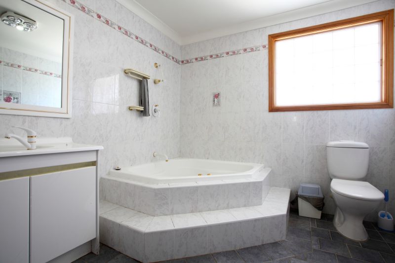 Top Bathtub Installation Companies in Edmonds, WA
